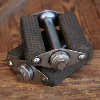 Pedale F&S, Blockpedal für Tourenrad, auch für 98er Mopeds geeignet, verchromt, original 30er-50er Jahre, gebr. 