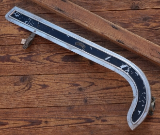 Kettenschutz GEWE, Alu, Länge ca. 56 cm, orig. 30er J., teilw. schwarz lackiert, NOS 