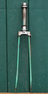 Fahrradgabel, 28 Zoll, grün-metallic/silber, Linien rot, für Sportrad, 50er J., inkl. Steuersatz, gebr. 