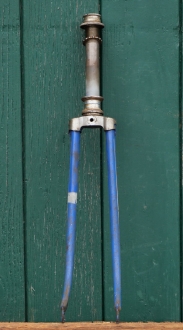 Fahrradgabel, 26 Zoll, blau, Linien weiß/gold, für Sportrad, 50er J., inkl. Steuersatz, gebr. 
