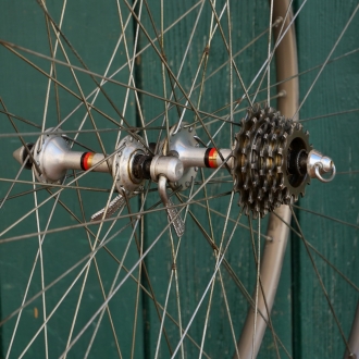 Laufradsatz 28 Zoll, 1970er/80er J., für Rennrad, MAVIC Schlauchreifenfelgen, Naben: CAMPAGNOLO Record, gebr. 