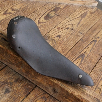 Sattel MÖVE, Herren, für Rennrad, Leder braun, Gestell verchromt, original 50er J., gebr. 
