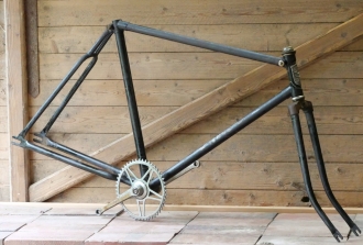 Fahrradrahmen MÖVE, Herrenausführung für Tourenrad, 28 Zoll, 30er/40er J., gebr. 
