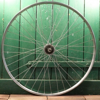 Laufrad hinten, 28 Zoll (635mm), Westwood chrom "Raleigh", Breite ca. 37mm, Sturmey Archer 3-Gang  