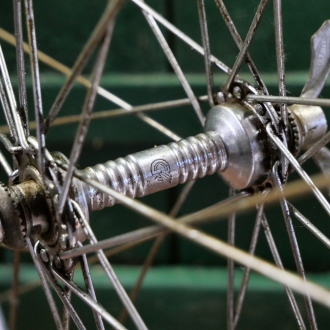 Vorderrad, 28 Zoll (622), 70er J., RIGIDA-Felge verchromt, Nabe: GÖRICKE verchromt, gebr. 