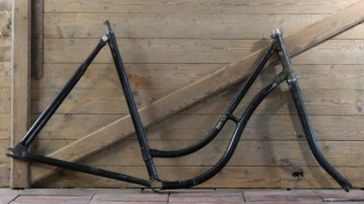 Fahrradrahmen Möve, Damenausführung, 28 Zoll, DDR 1950er J. 