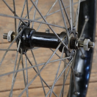 Vorderrad mit Stahl-Felge, 21 x 2.00, schwarz, z.B. für Anhänger, gebr. 