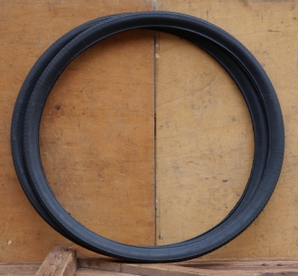 Reifensatz Fahrrad, SEMPERIT Tee Pee, 28 x 1 5/8 x 1 3/4 (47-622), Draht, klassisches Profil, NOS 