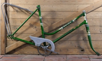 Fahrradrahmen GÖRICKE, für Sportrad, Damen, 28 Zoll, Stahl, Ende 50er J., grün-metallic/weiss, Linien weiß/gold, gebr. 