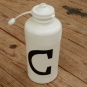 Trinkflasche " C ", weiss, Kunststoff, orig. Altbestand, 70/80er Jahre