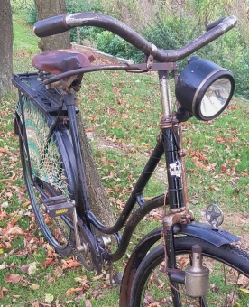 vase für fahrradlenker Die Spiegelburg Zeitlos schön (M. Bastin) FAQ E-Bike Ladestation - white matt Farbe-Color:14. Dark beige